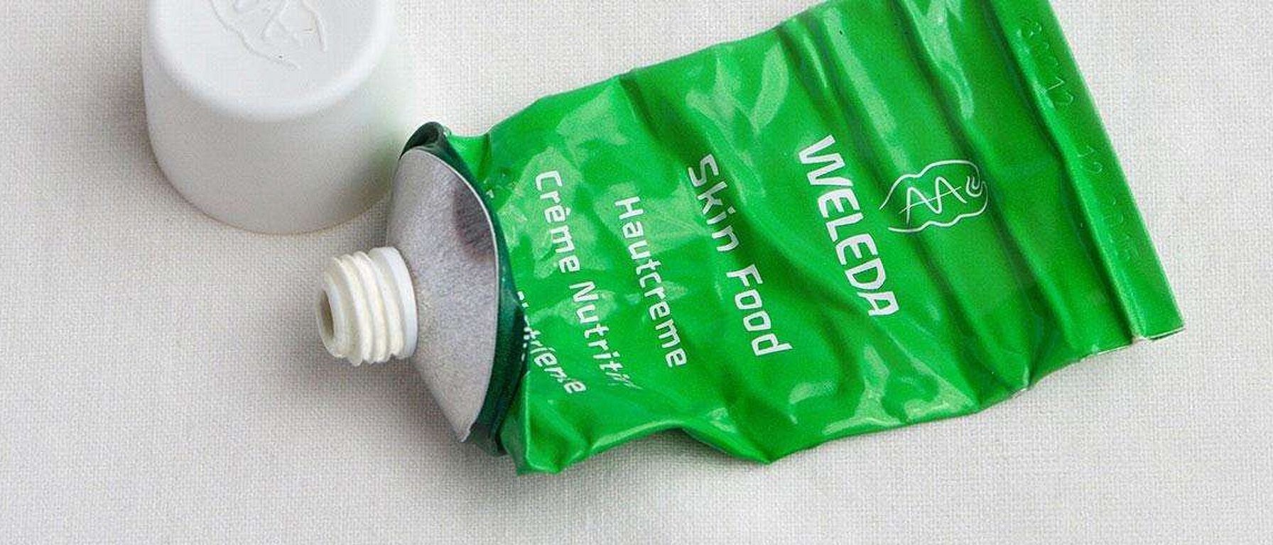 Image of green weleda glass bottles and tops