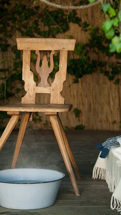 Chair and foot bath.