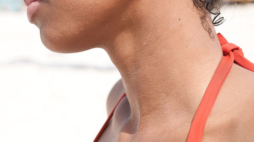 woman's neckline