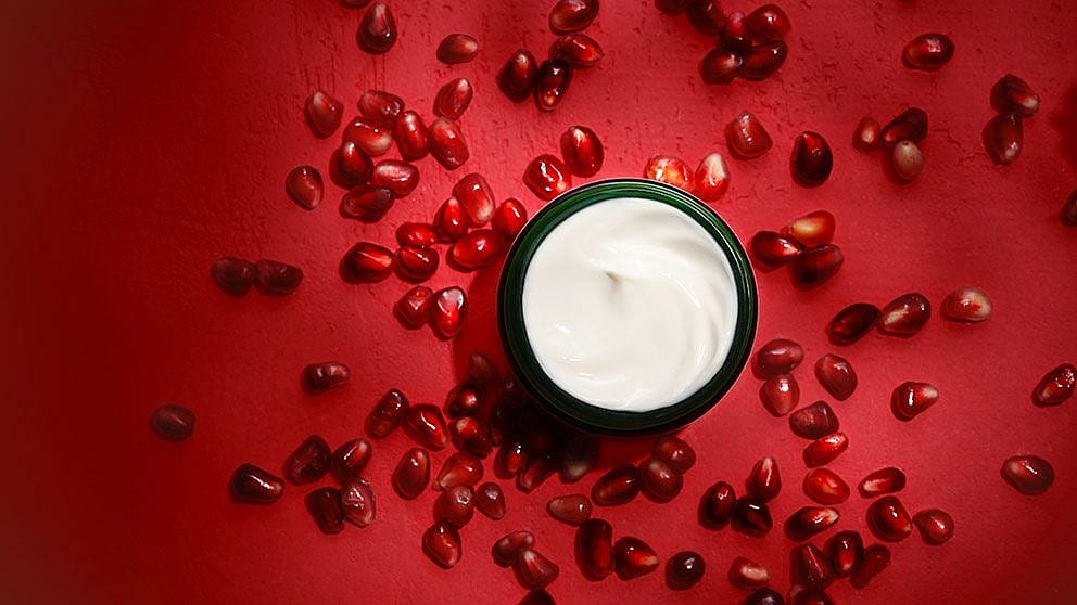 Pomegranate day cream